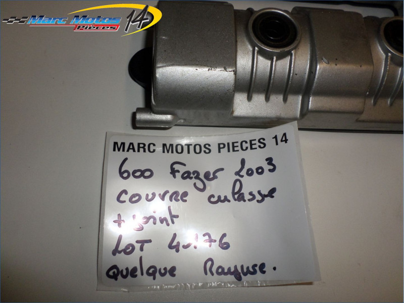 COUVRE-CULASSE YAMAHA 600 FAZER 2003