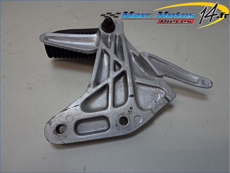 PLATINE ARRIERE DROITE APRILIA 650 PEGASO 1998