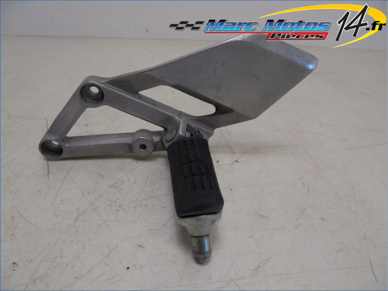 PLATINE AVANT GAUCHE HONDA 600 CBR F 1992