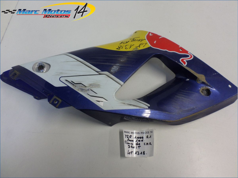 FLANC DE CARENAGE DROIT YAMAHA R1 2000