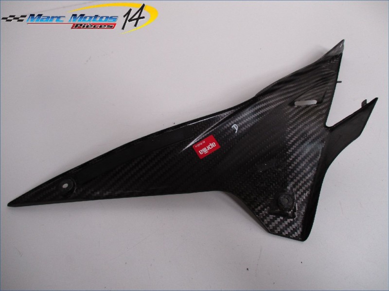 CACHE LATERAL INTERMEDIAIRE DROIT APRILIA 1000 RSV4 FACTORY 2009