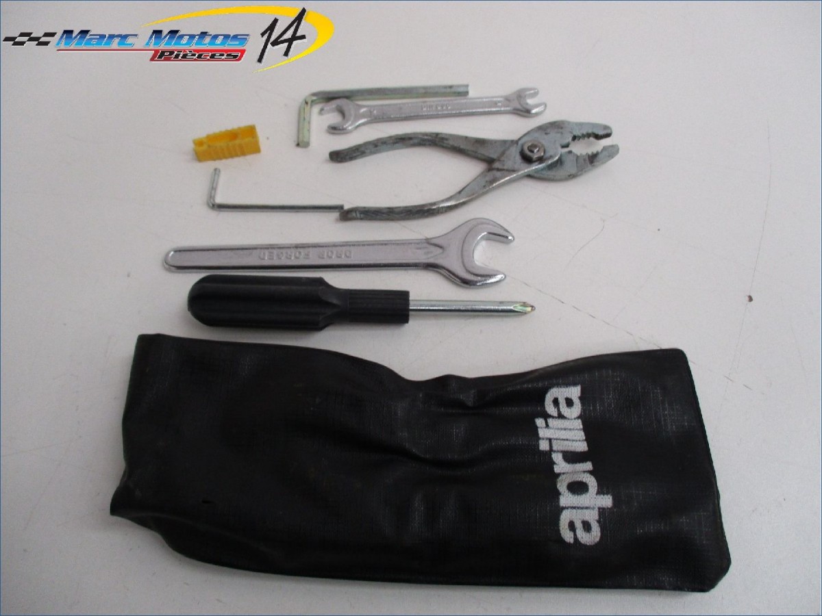 Trousse a outils- pièce moto occasion