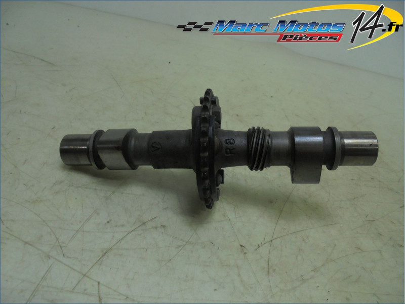 ARBRE A CAMES D'ECHAPPEMENT SUZUKI 500 GSE GM51A