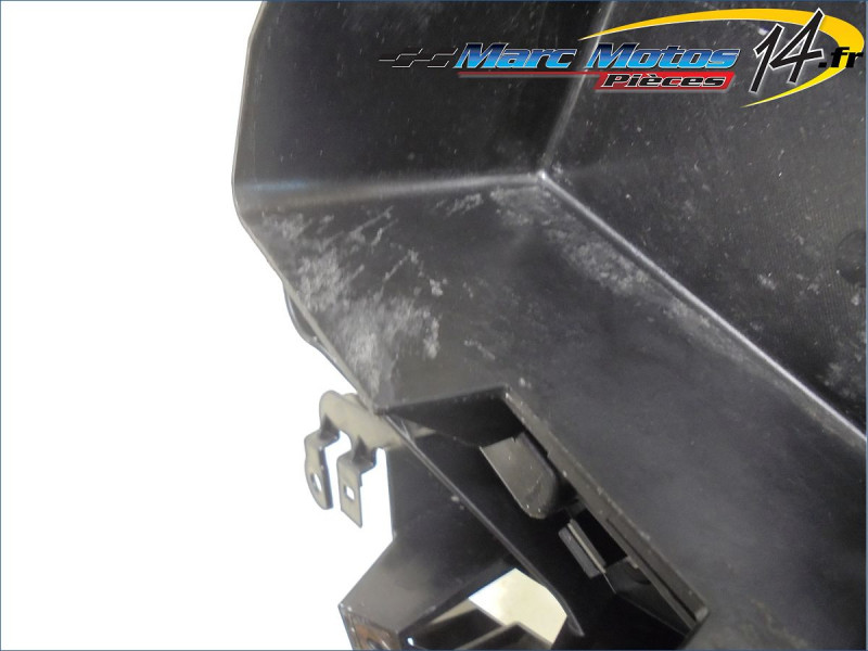 SUPPORT BATTERIE YAMAHA 530 TMAX 2012