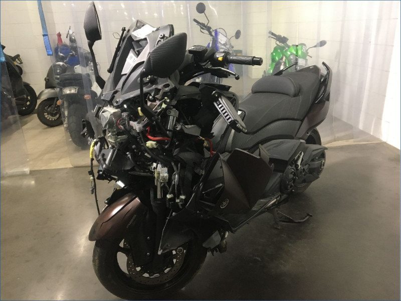 YAMAHA 530 TMAX 