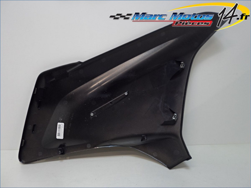 FLANC DE CARENAGE GAUCHE BMW R1250RT 2020