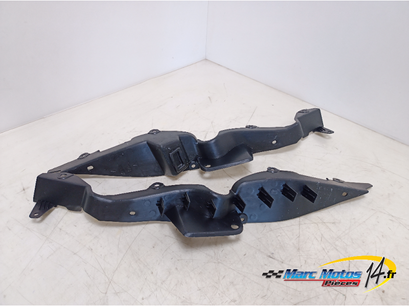 PLASTIQUES ET CAOUTCHOUCS DIVERS YAMAHA 560 TMAX TECH MAX 2021