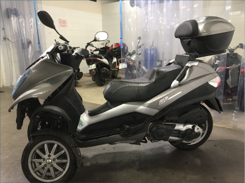 PIAGGIO 400 MP3 LT