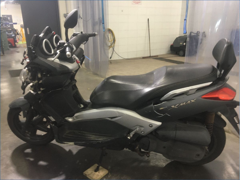 YAMAHA 125 XMAX 