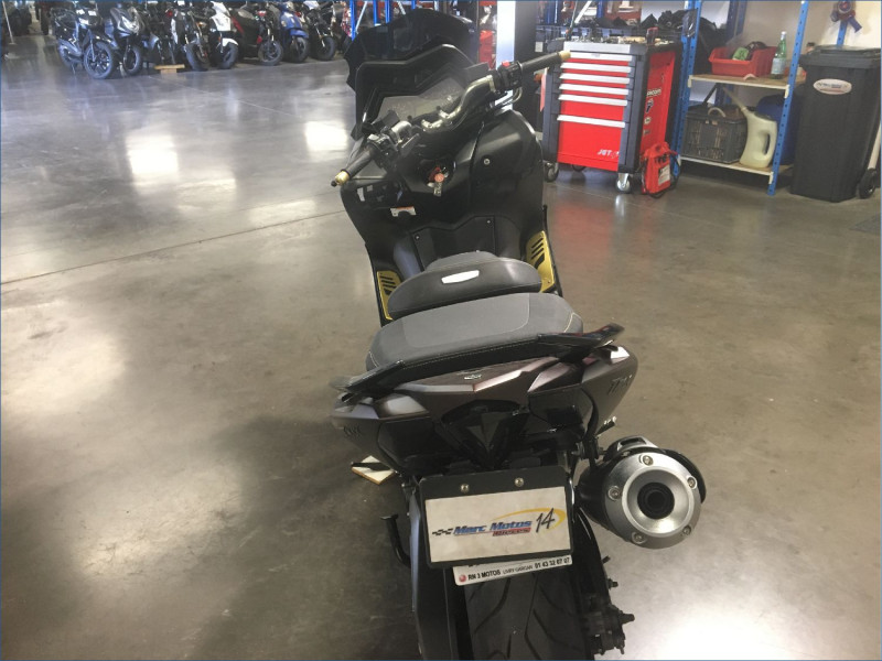 YAMAHA 530 TMAX 