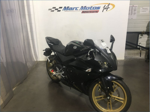 YAMAHA 125 YZF R 