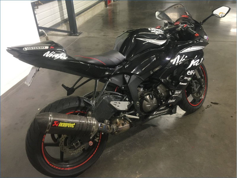 KAWASAKI ZX6R 