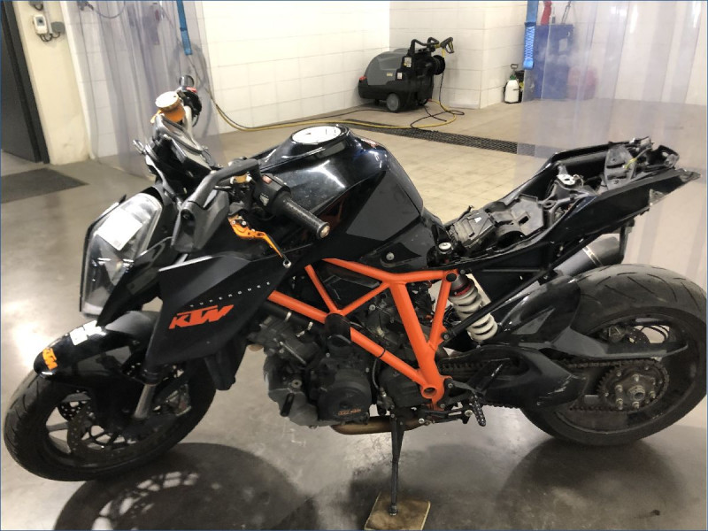 KTM 1290 SUPERDUKE 