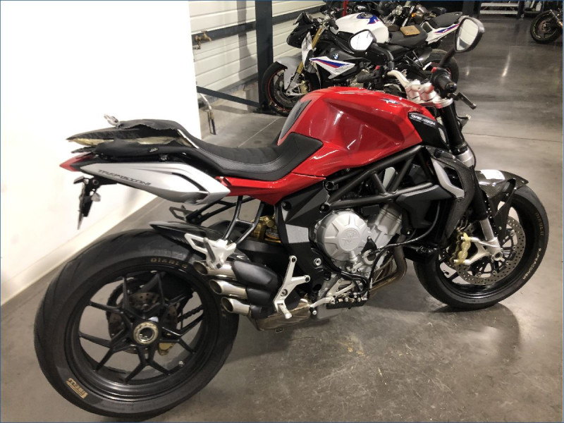 MV AGUSTA 675 BRUTALE 