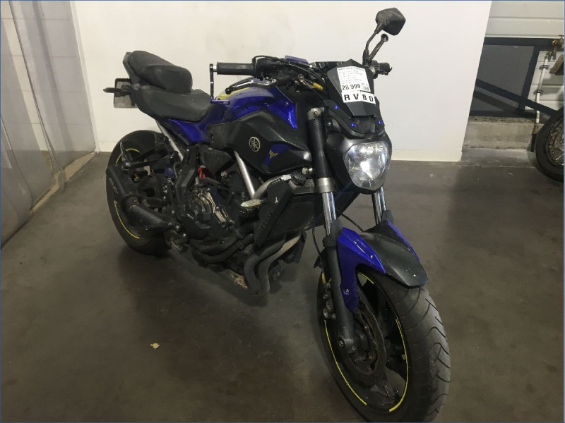 YAMAHA MT07 