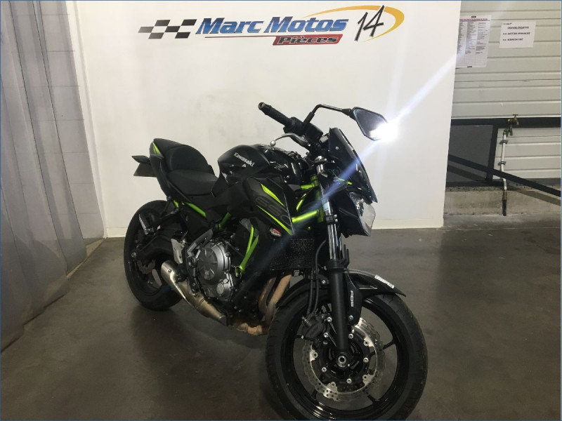 KAWASAKI Z650 