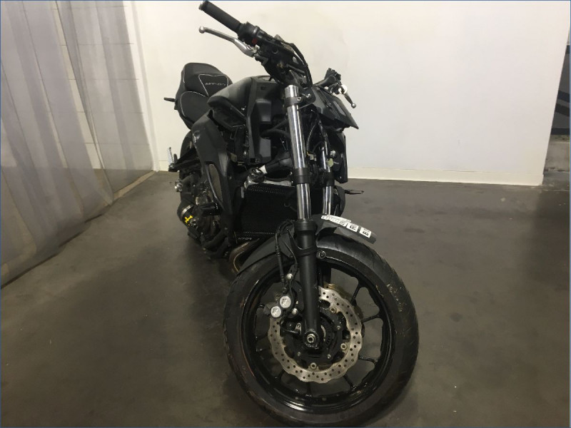 YAMAHA MT07 