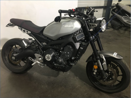 YAMAHA 900 XSR 