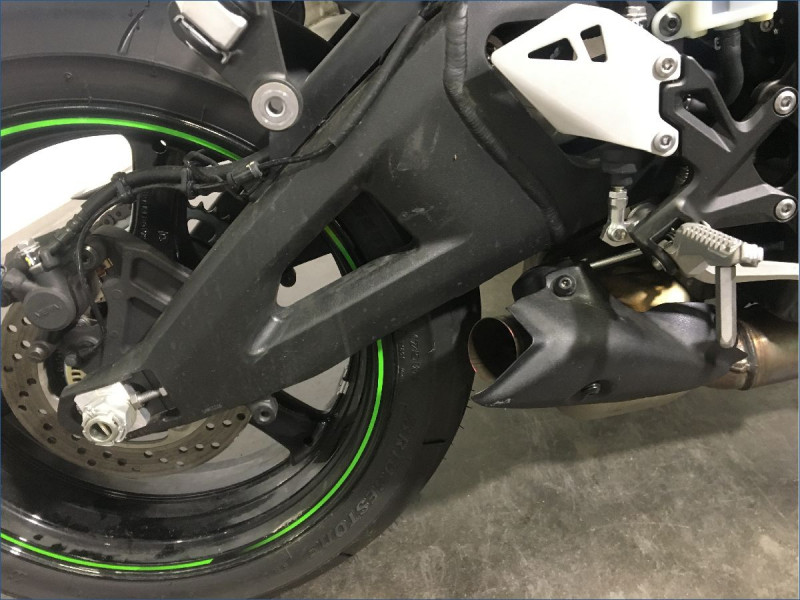 KAWASAKI ZX10R 