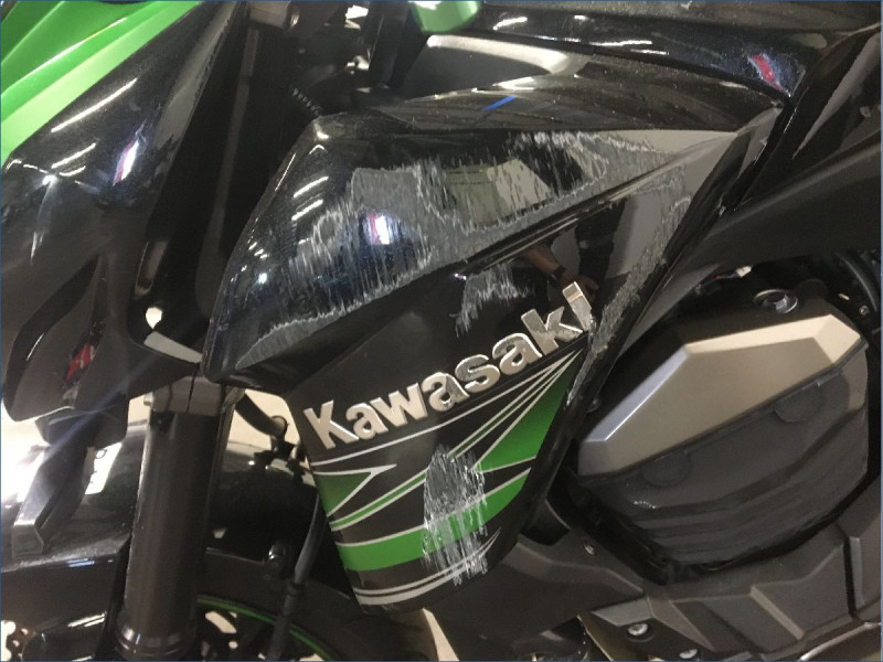 KAWASAKI Z800 