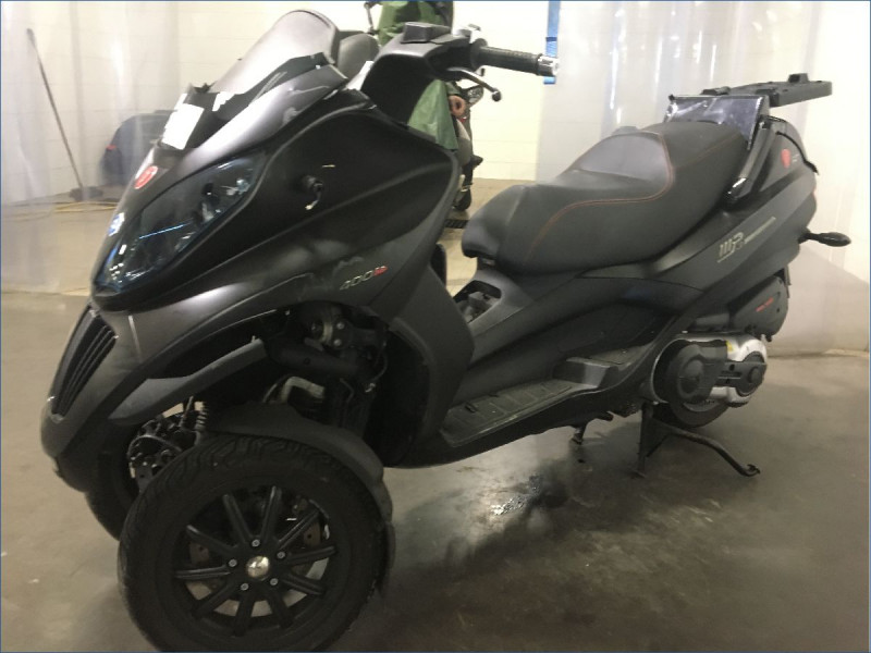 PIAGGIO 400 MP3 