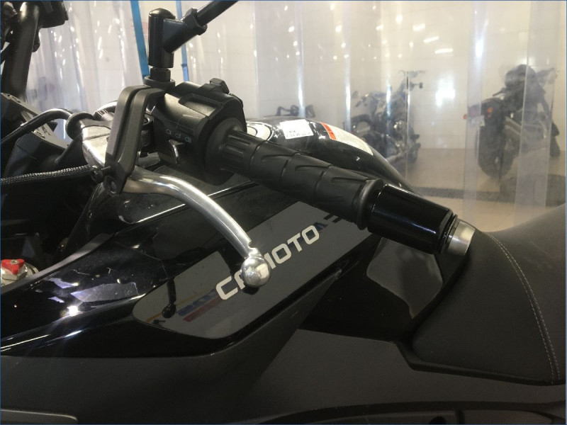 CFMOTO 700 MT 