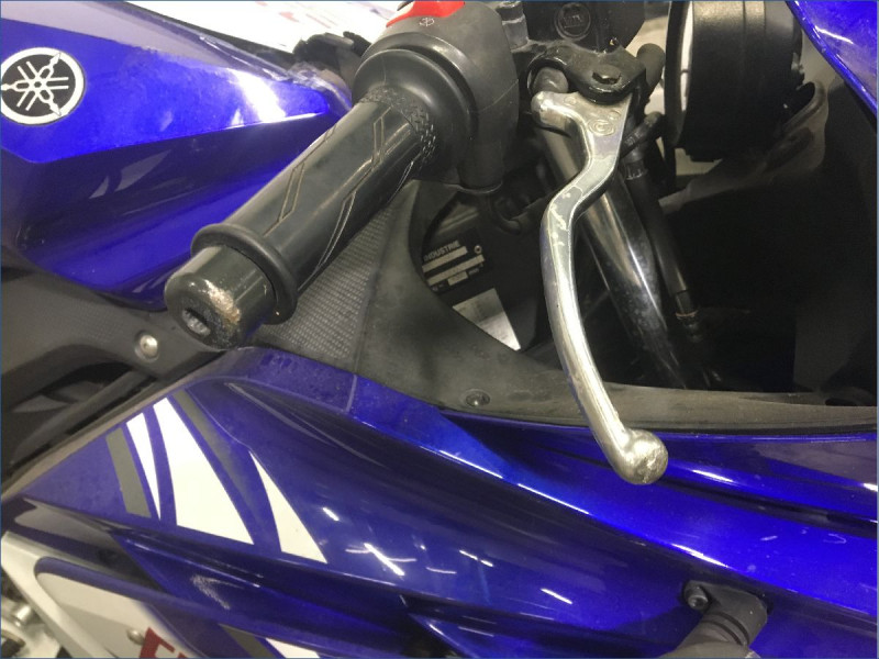 YAMAHA 125 YZF R 