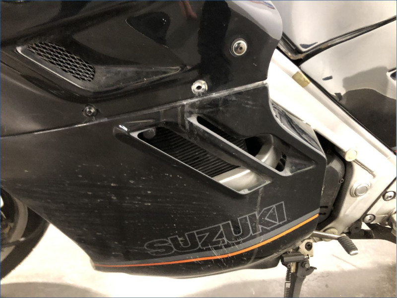 SUZUKI 1100 GSXF 