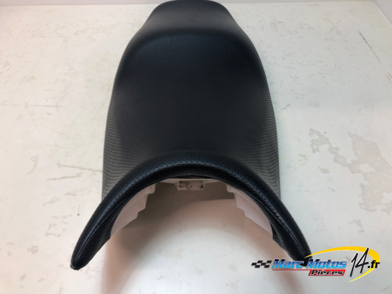 SELLE BIPLACE YAMAHA FZ6 N 2005