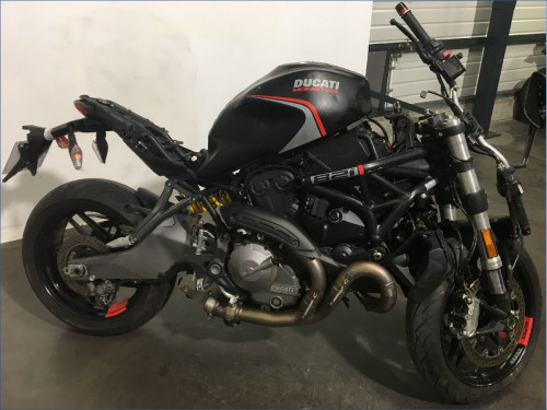 DUCATI 821 MONSTER 