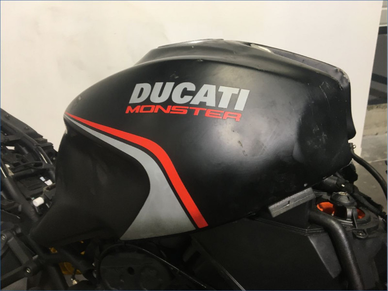 DUCATI 821 MONSTER 