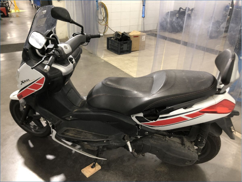 YAMAHA 125 XMAX 