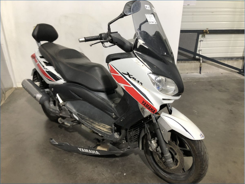 YAMAHA 125 XMAX 