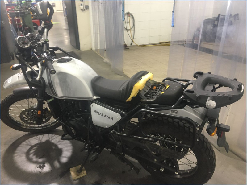 ROYAL ENFIELD 410 HIMALAYAN 