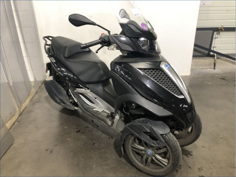 PIAGGIO 300 MP3 YOURBAN 