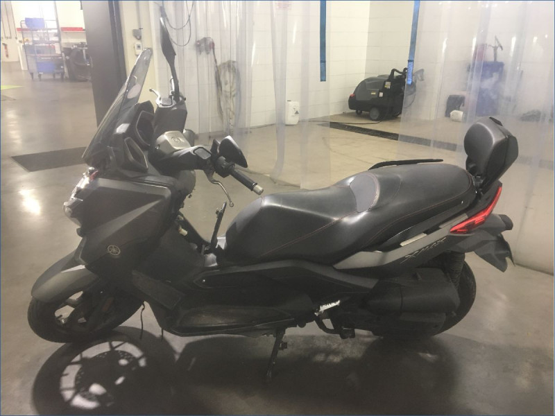 YAMAHA 125 XMAX 