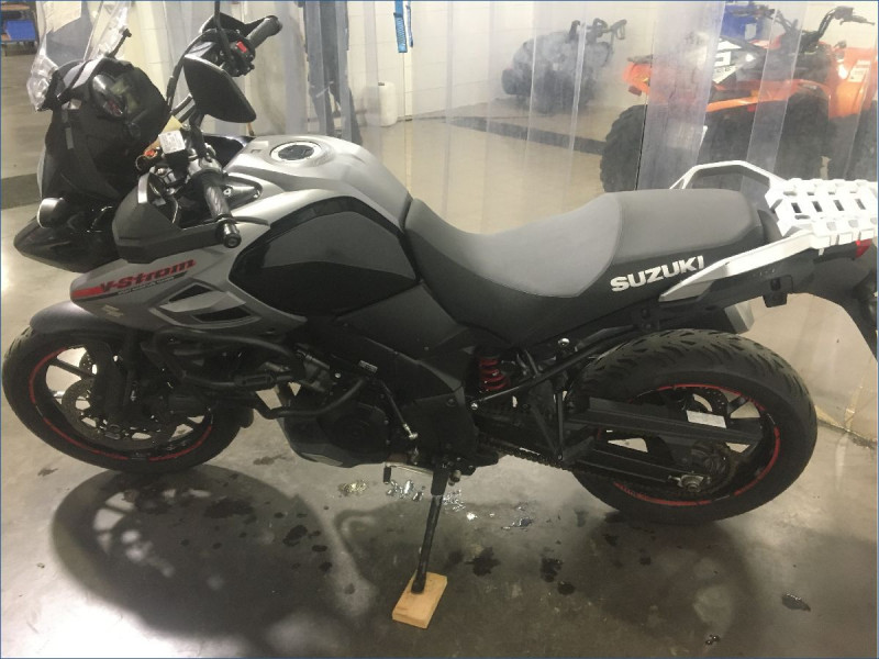 SUZUKI 1000 DL VSTROM 