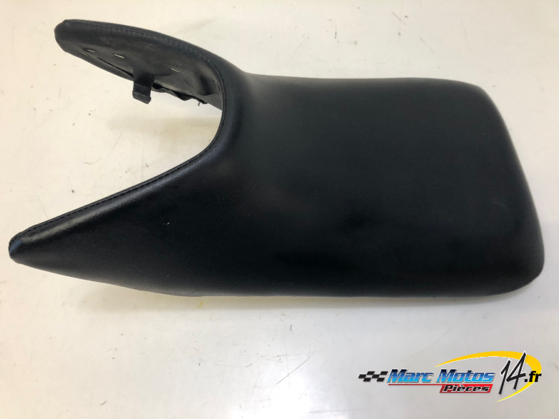 SELLE AVANT HONDA 125 CBR 2006