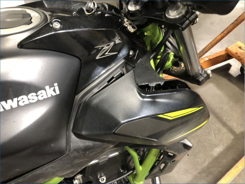 KAWASAKI Z650 