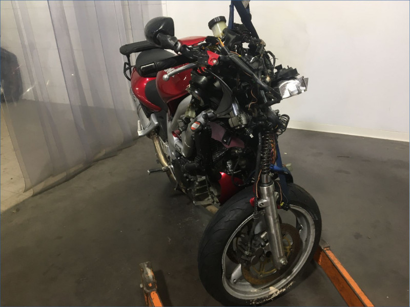 SUZUKI 650 SV N