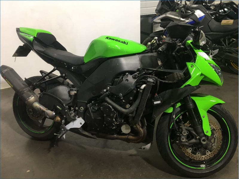 KAWASAKI ZX10R 