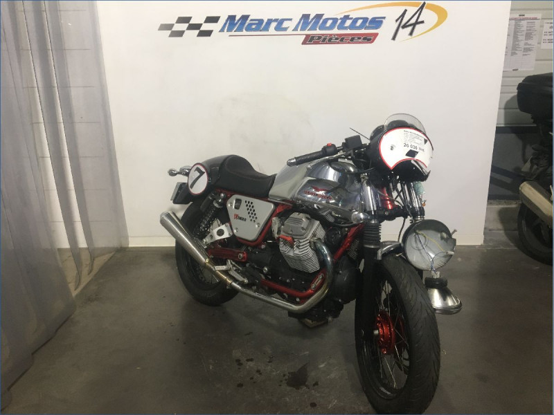 MOTO GUZZI V7 RACER 