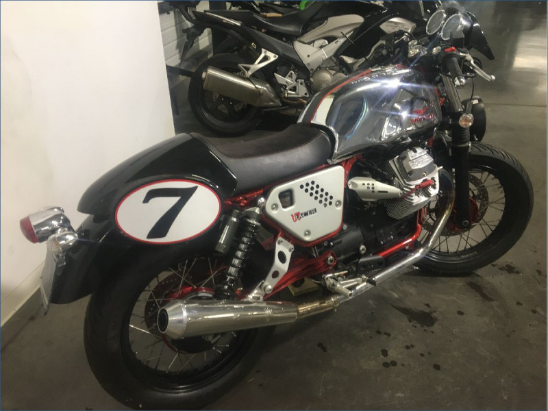 MOTO GUZZI V7 RACER 