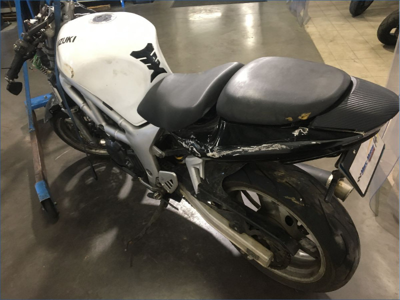 SUZUKI 650 SV N