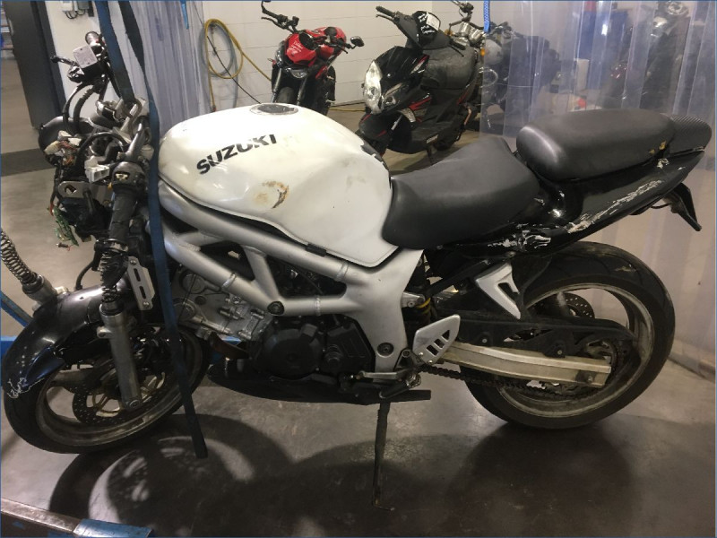 SUZUKI 650 SV N