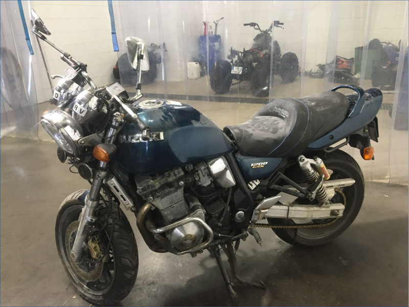 SUZUKI 1200 GSX 