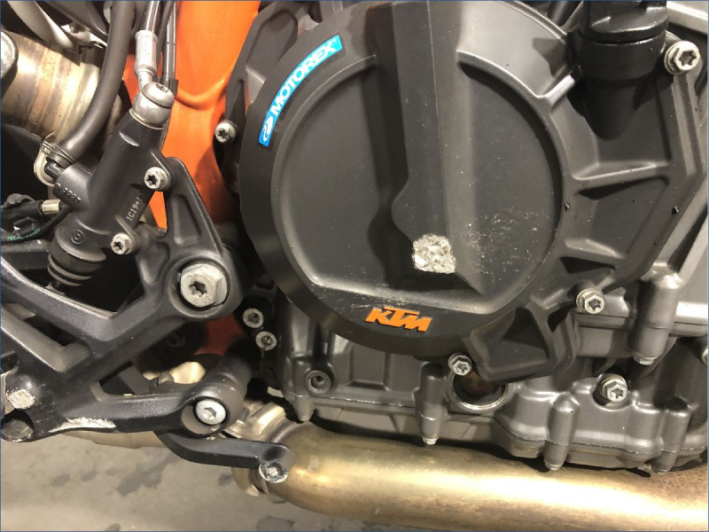 KTM 890 DUKE R