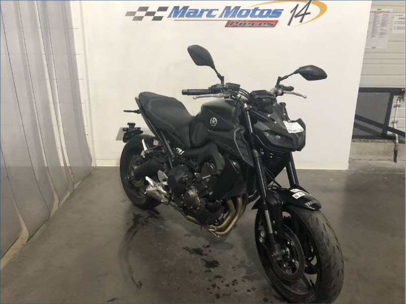 YAMAHA MT09 