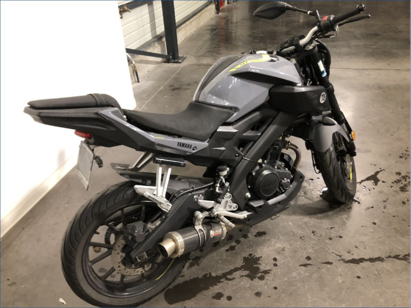 YAMAHA MT125 