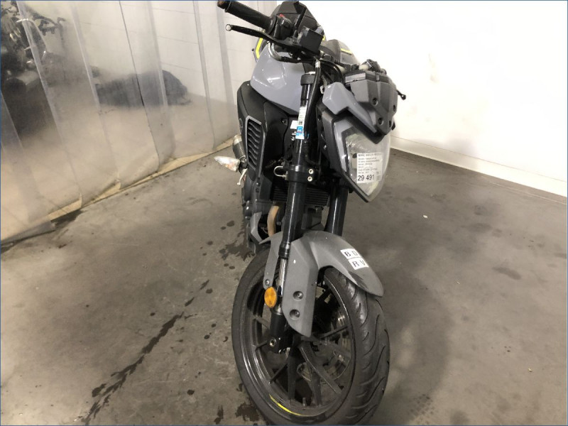 YAMAHA MT125 